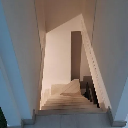 Διαμέρισμα Elemeni *